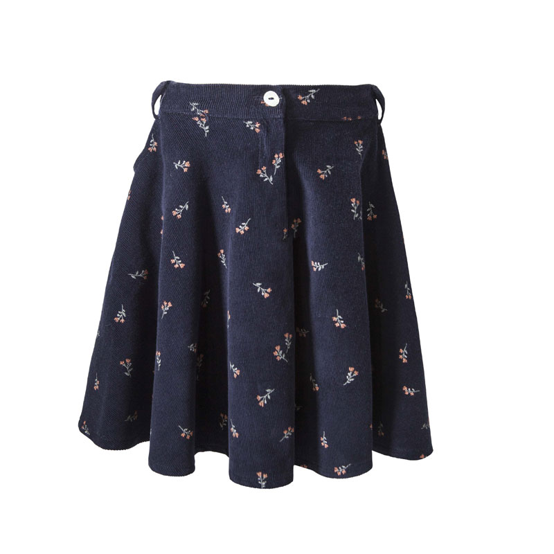 Φούστα age of youth Two in a castle T5622